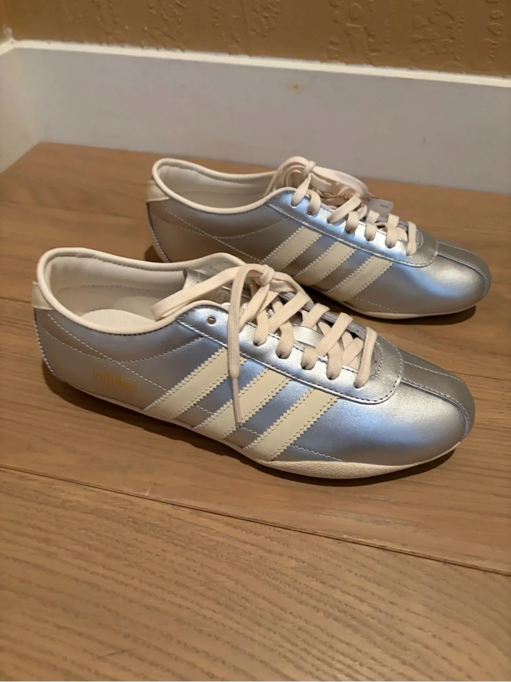 adidas Tokyo Leather Sneaker - Silver/Cream
